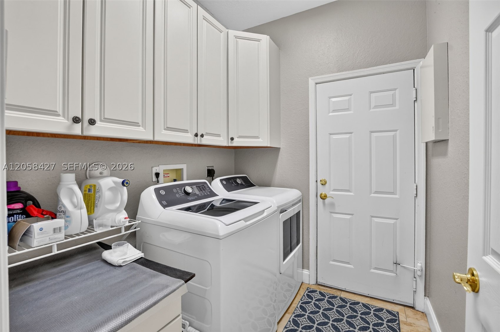 PARKLAND ISLES - Residential