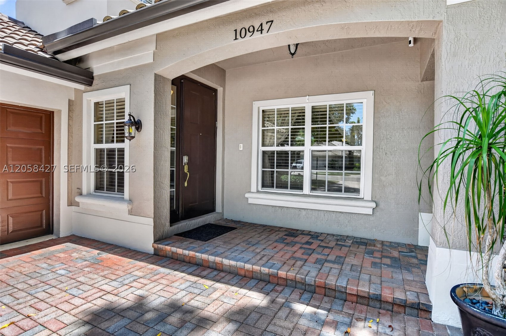 PARKLAND ISLES - Residential