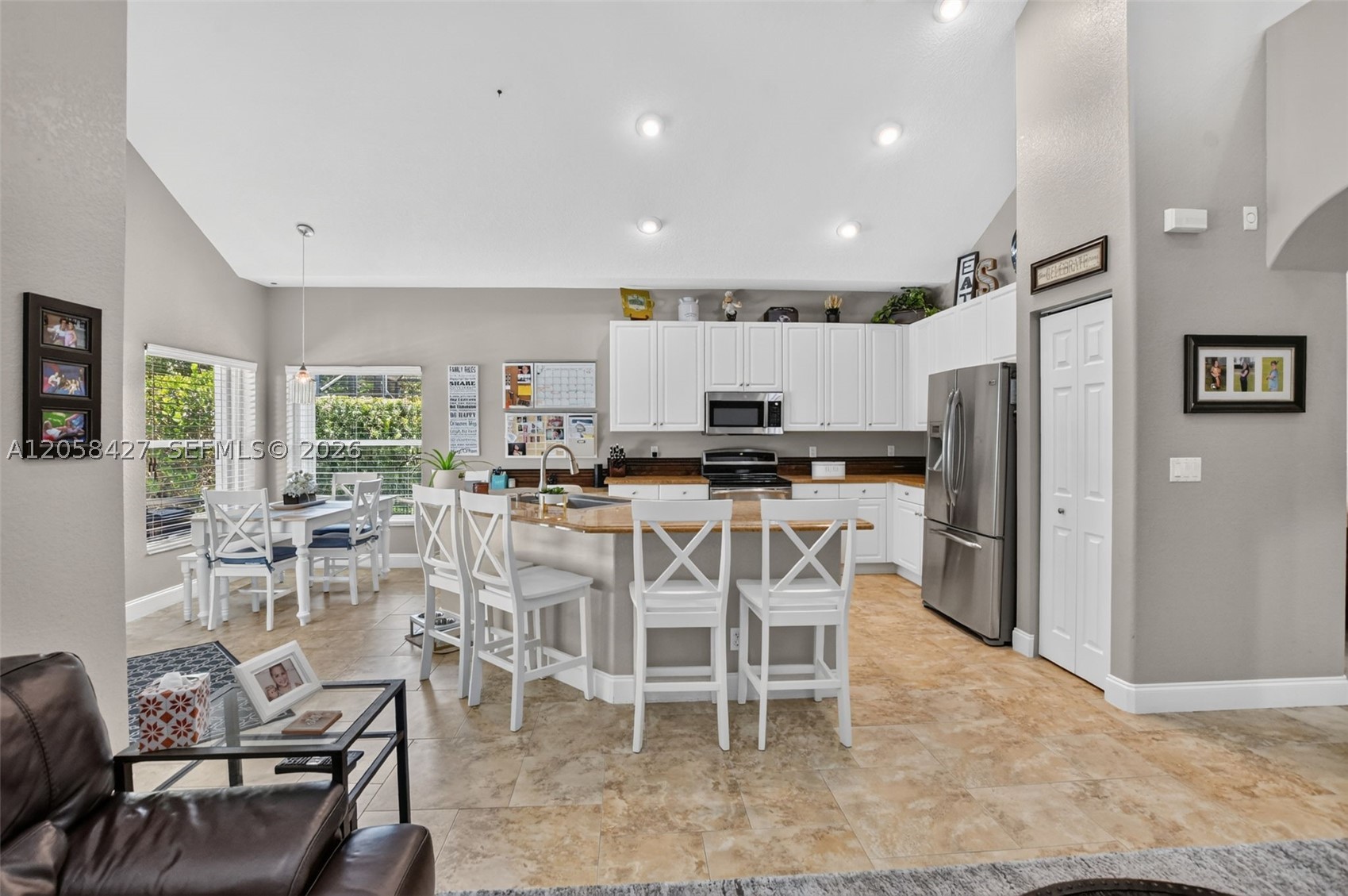 PARKLAND ISLES - Residential