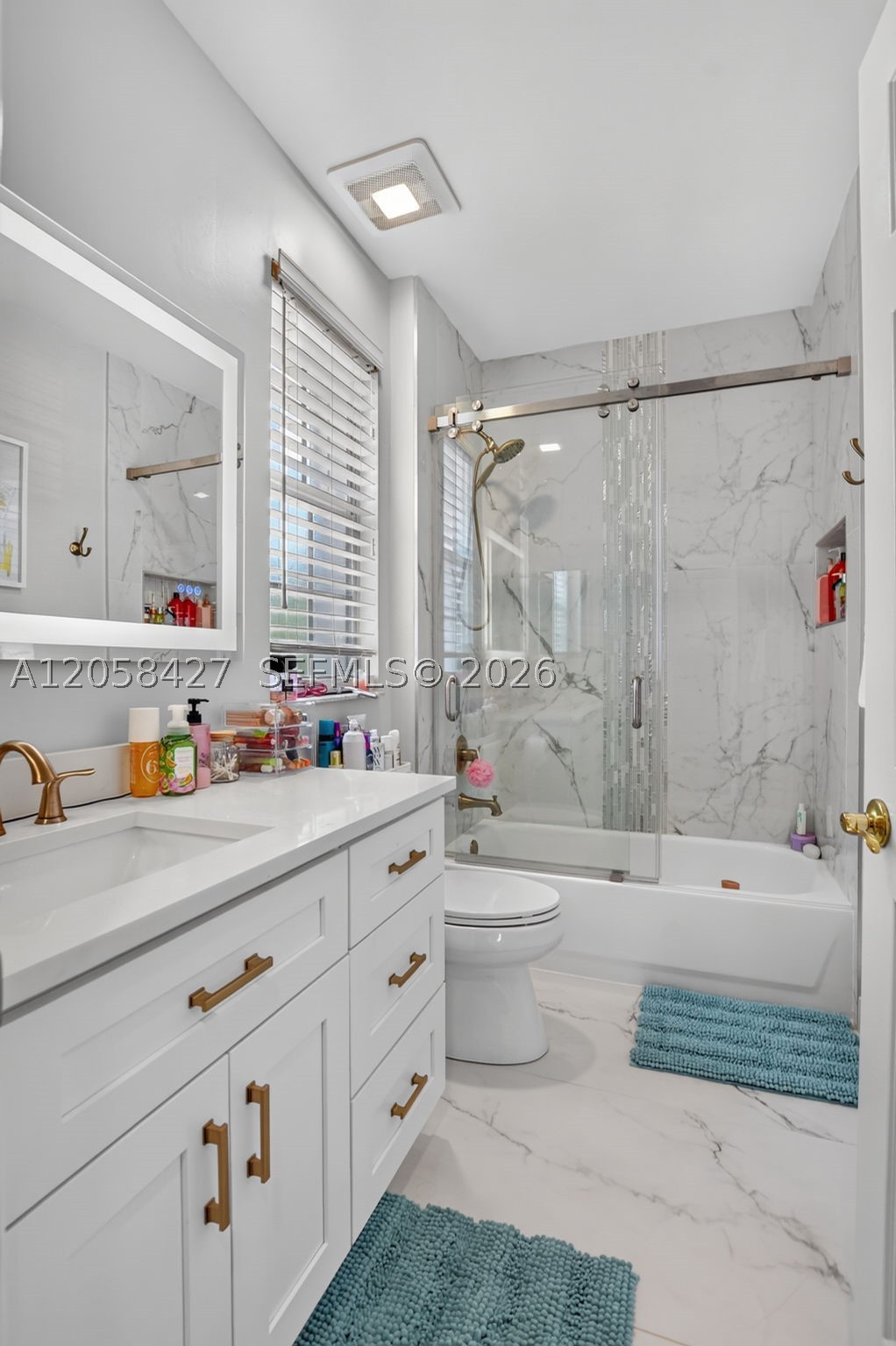 PARKLAND ISLES - Residential