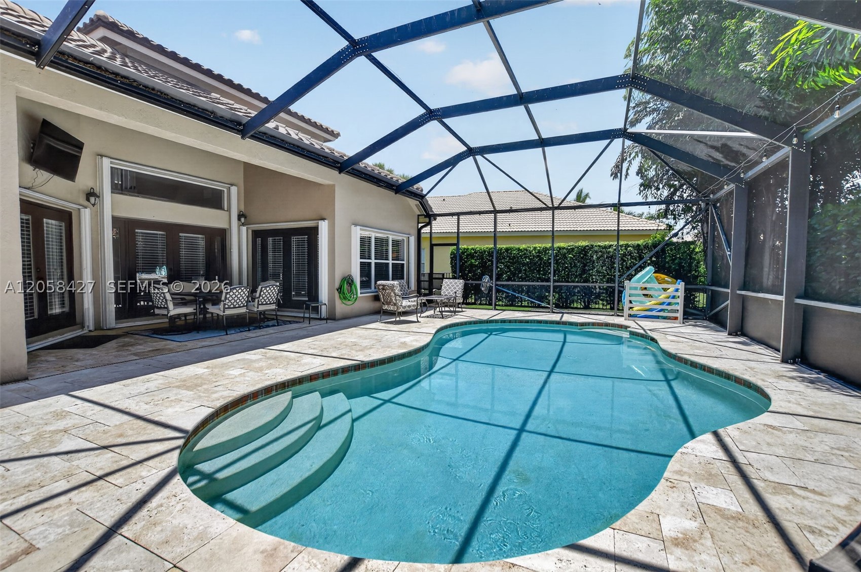 PARKLAND ISLES - Residential
