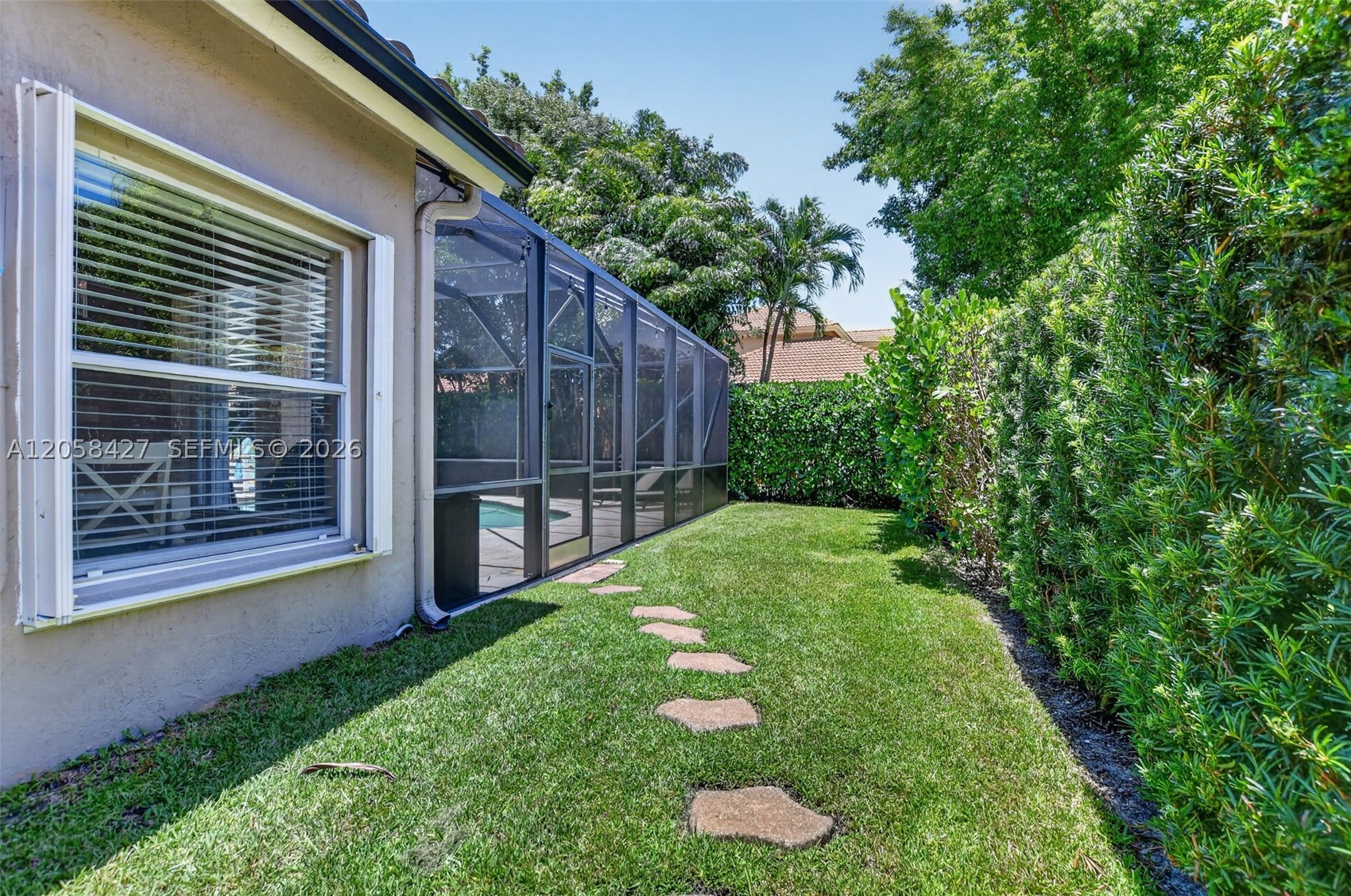 PARKLAND ISLES - Residential