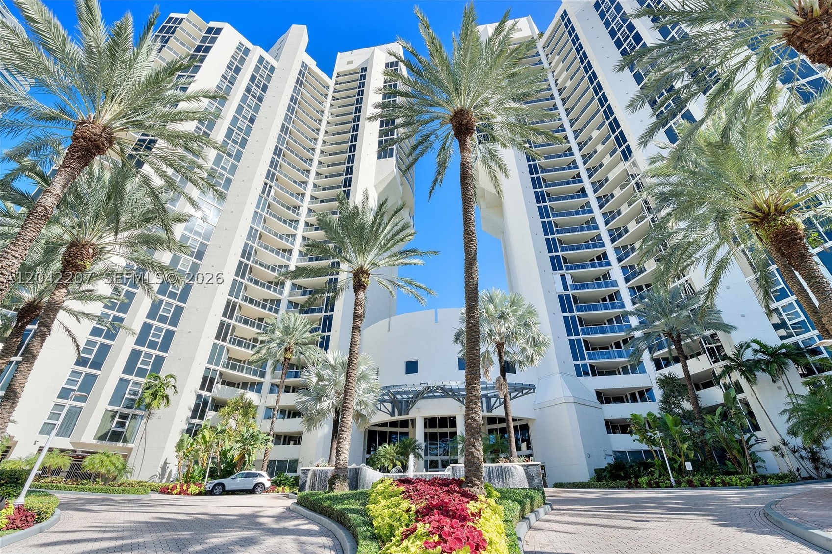 OCEAN ONE CONDO - Residential