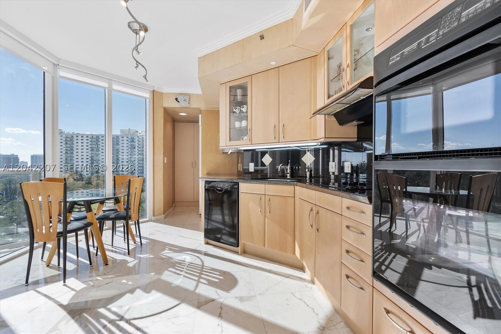 OCEAN ONE CONDO - Residential