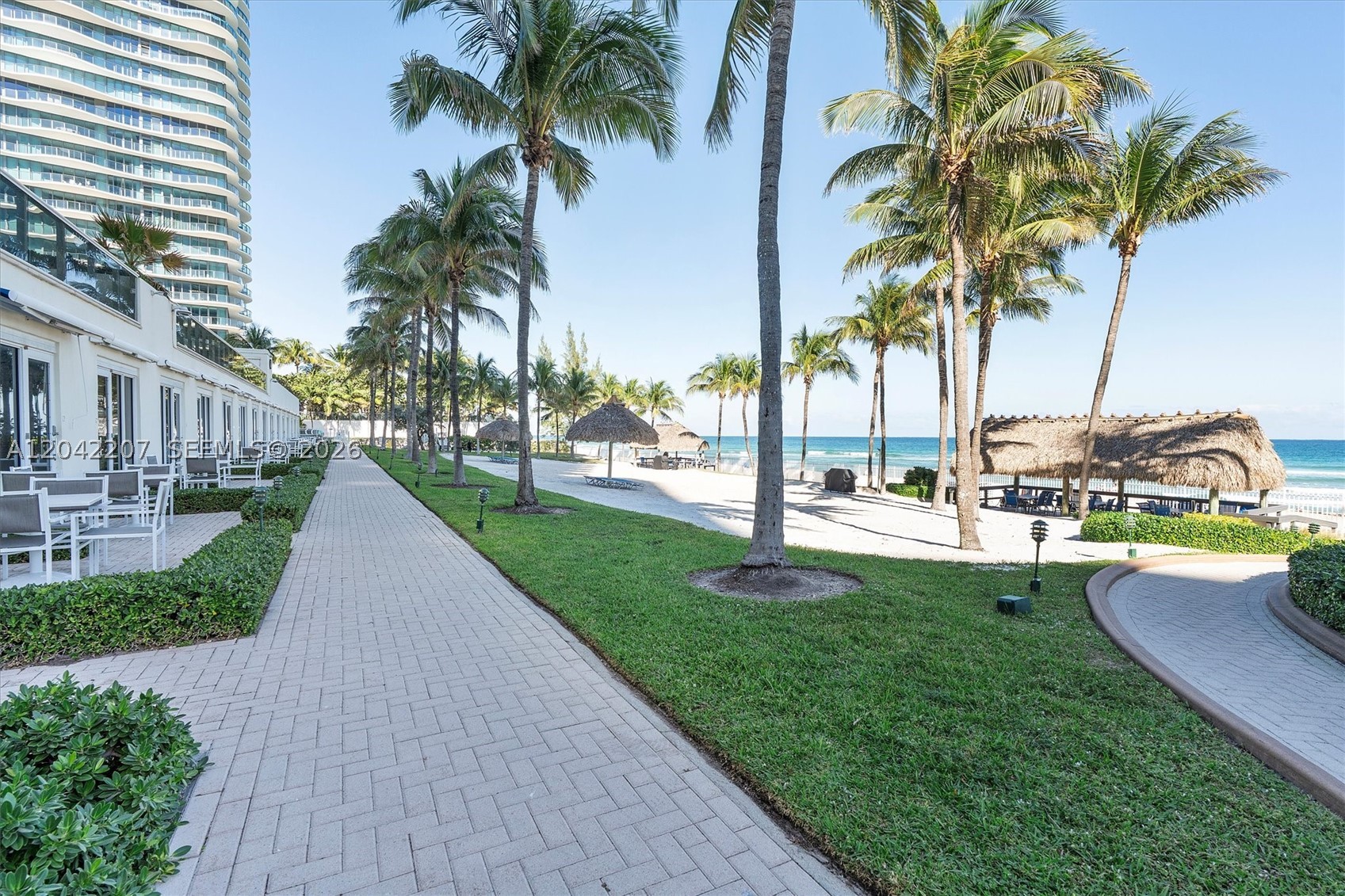 OCEAN ONE CONDO - Residential