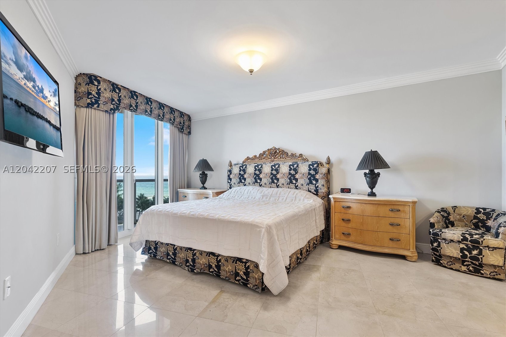 OCEAN ONE CONDO - Residential