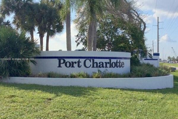 Port Charlotte - Land
