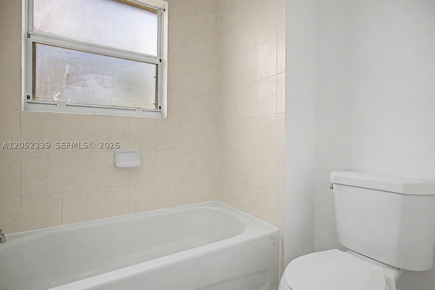VENETIA GROVE - Residential Lease