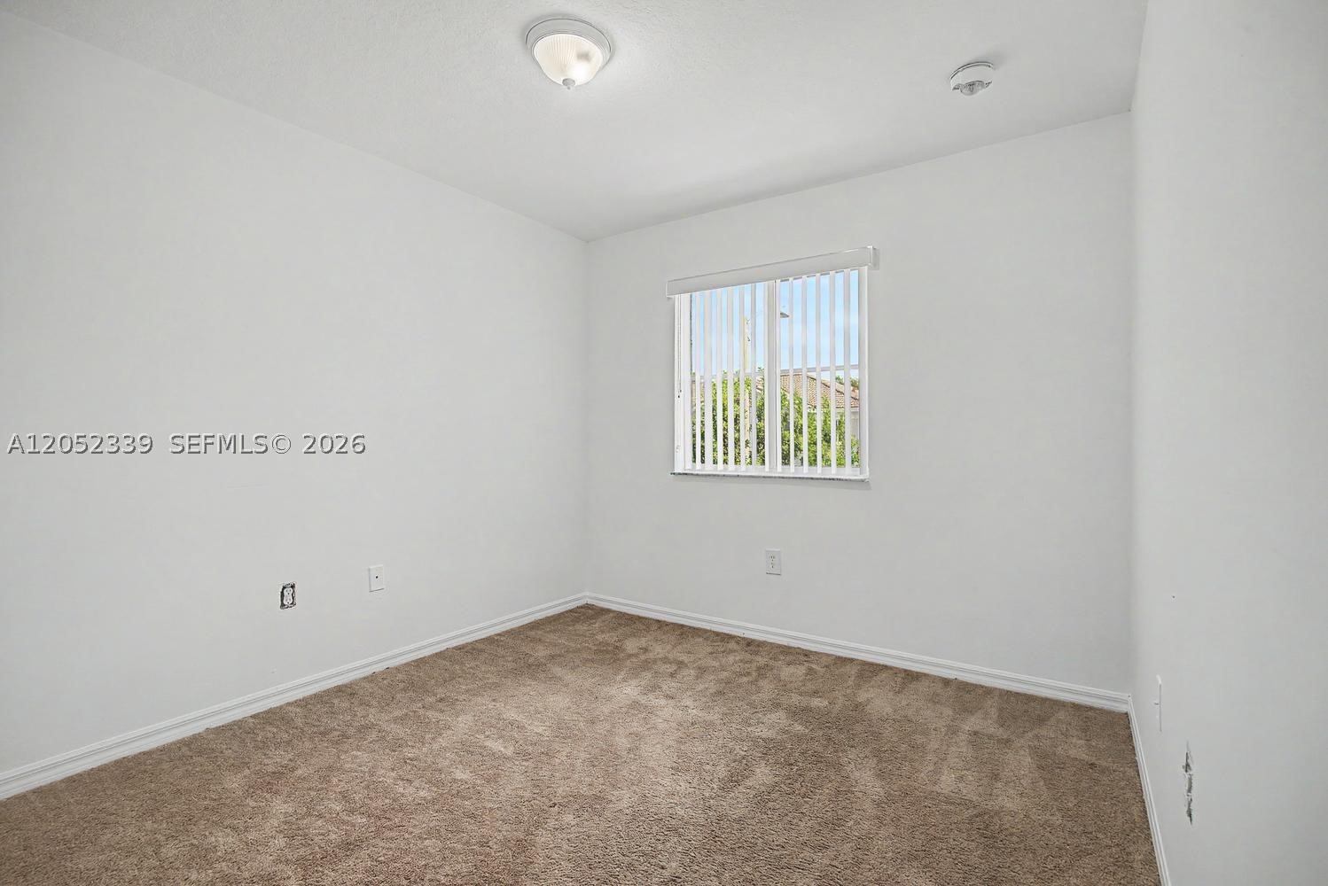 VENETIA GROVE - Residential Lease