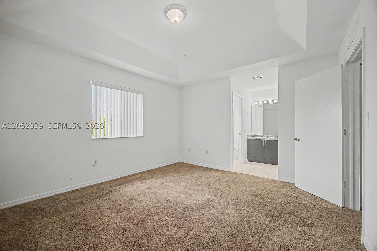 VENETIA GROVE - Residential Lease
