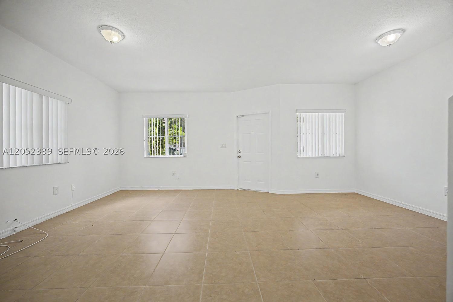 VENETIA GROVE - Residential Lease
