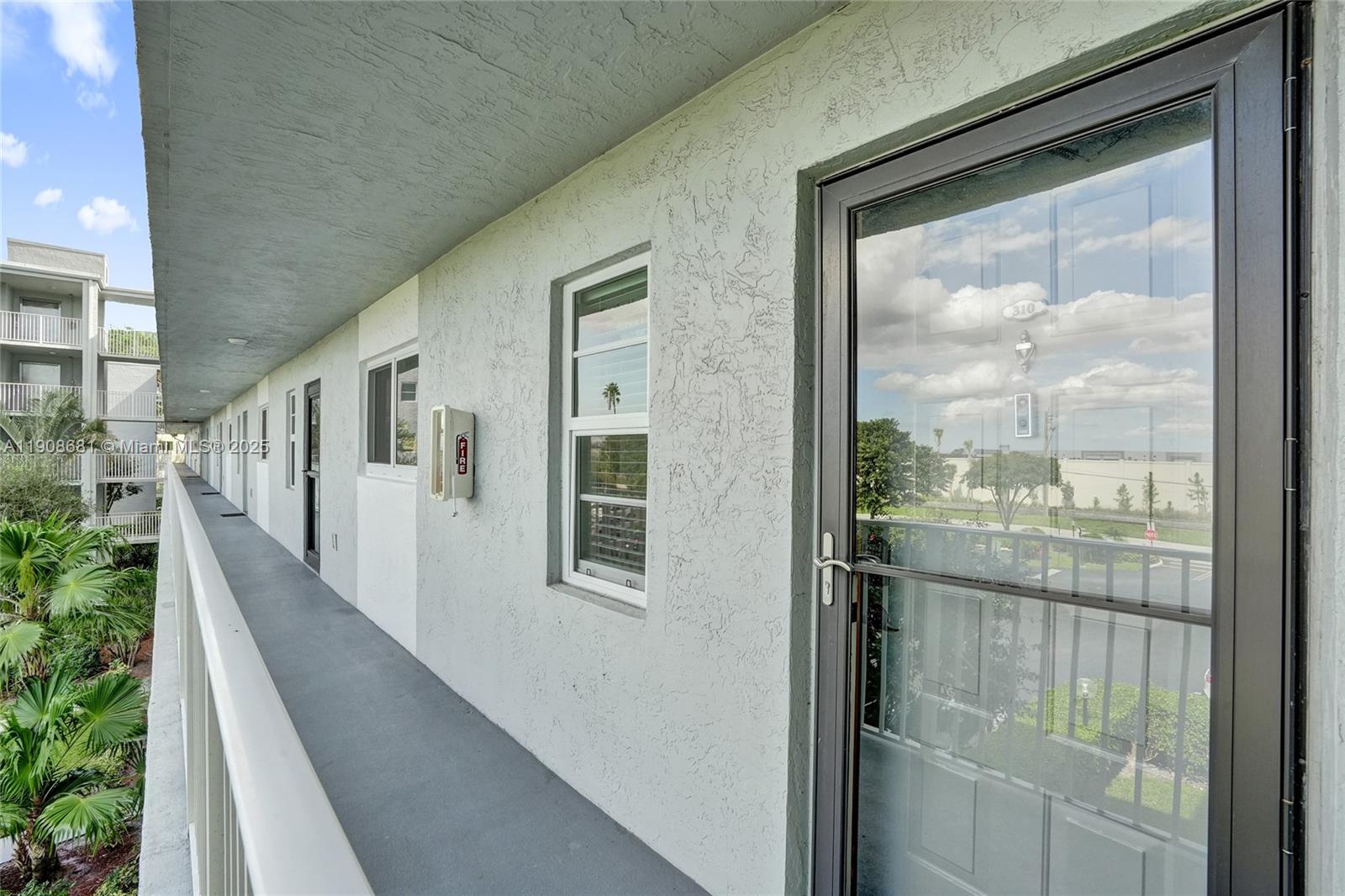CYPRESS BEND CONDOMINIUM - Residential