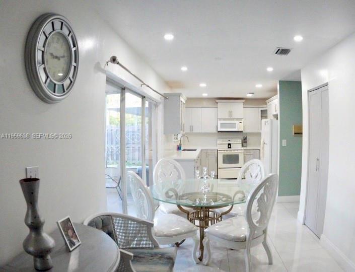 WEITZER LAGO MAR HOMES - Residential