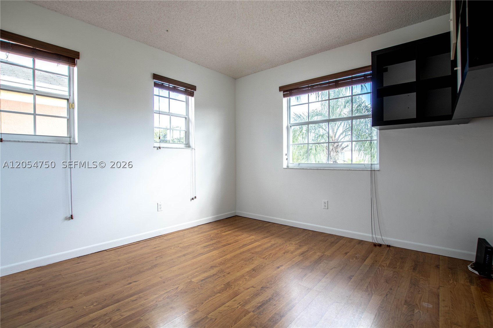 PAUL MARKS SUB - Residential Lease