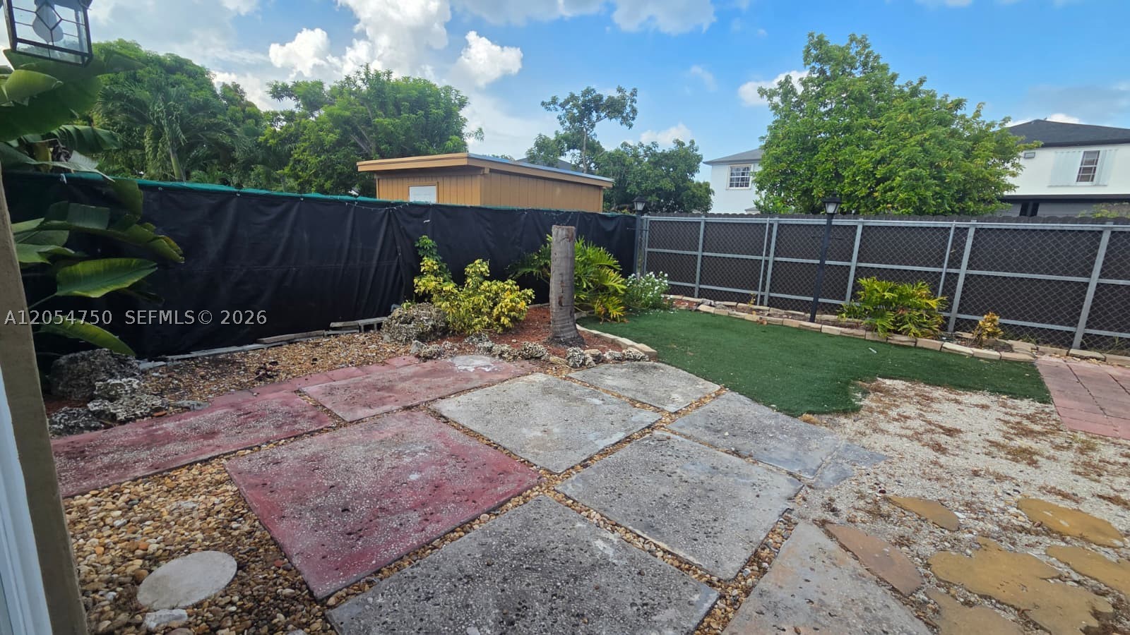 PAUL MARKS SUB - Residential Lease