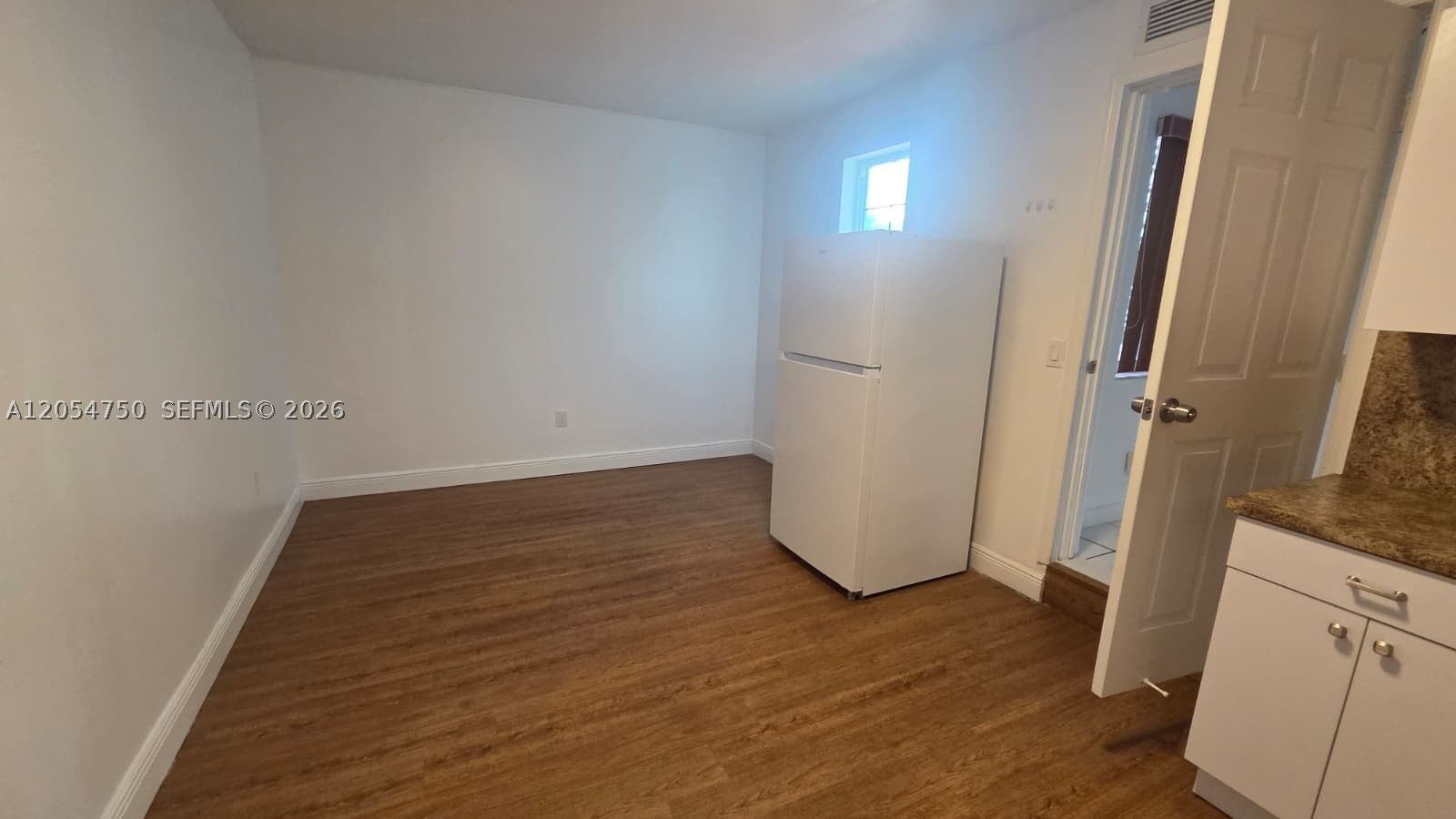 PAUL MARKS SUB - Residential Lease