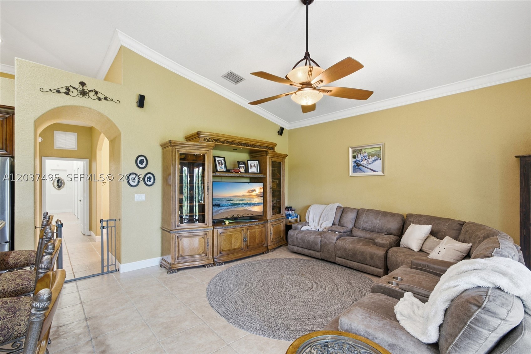 SOUTH KENDALL ESTATES - Residential