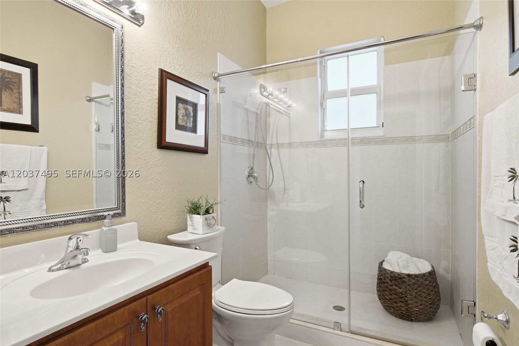 SOUTH KENDALL ESTATES - Residential