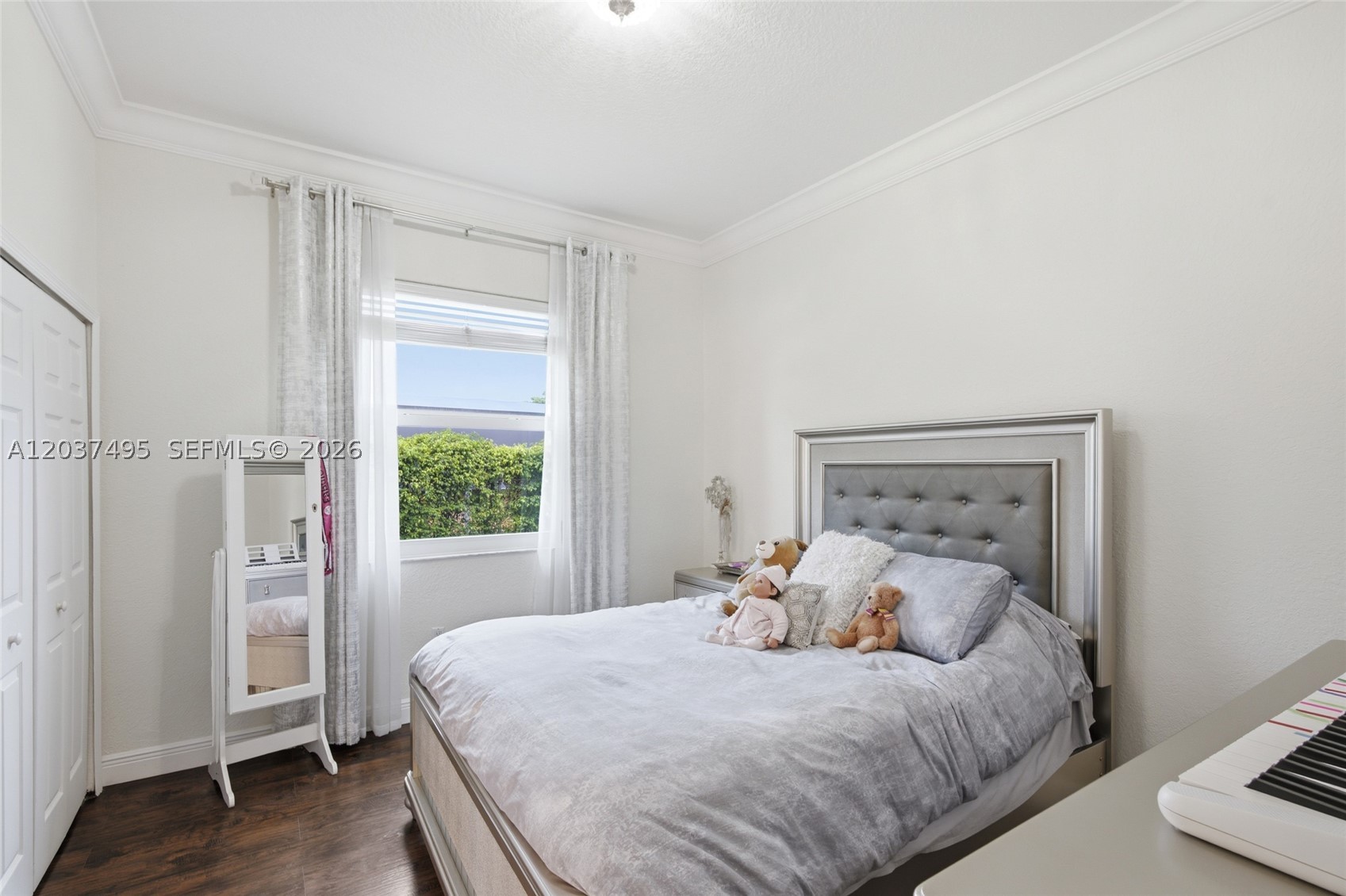 SOUTH KENDALL ESTATES - Residential