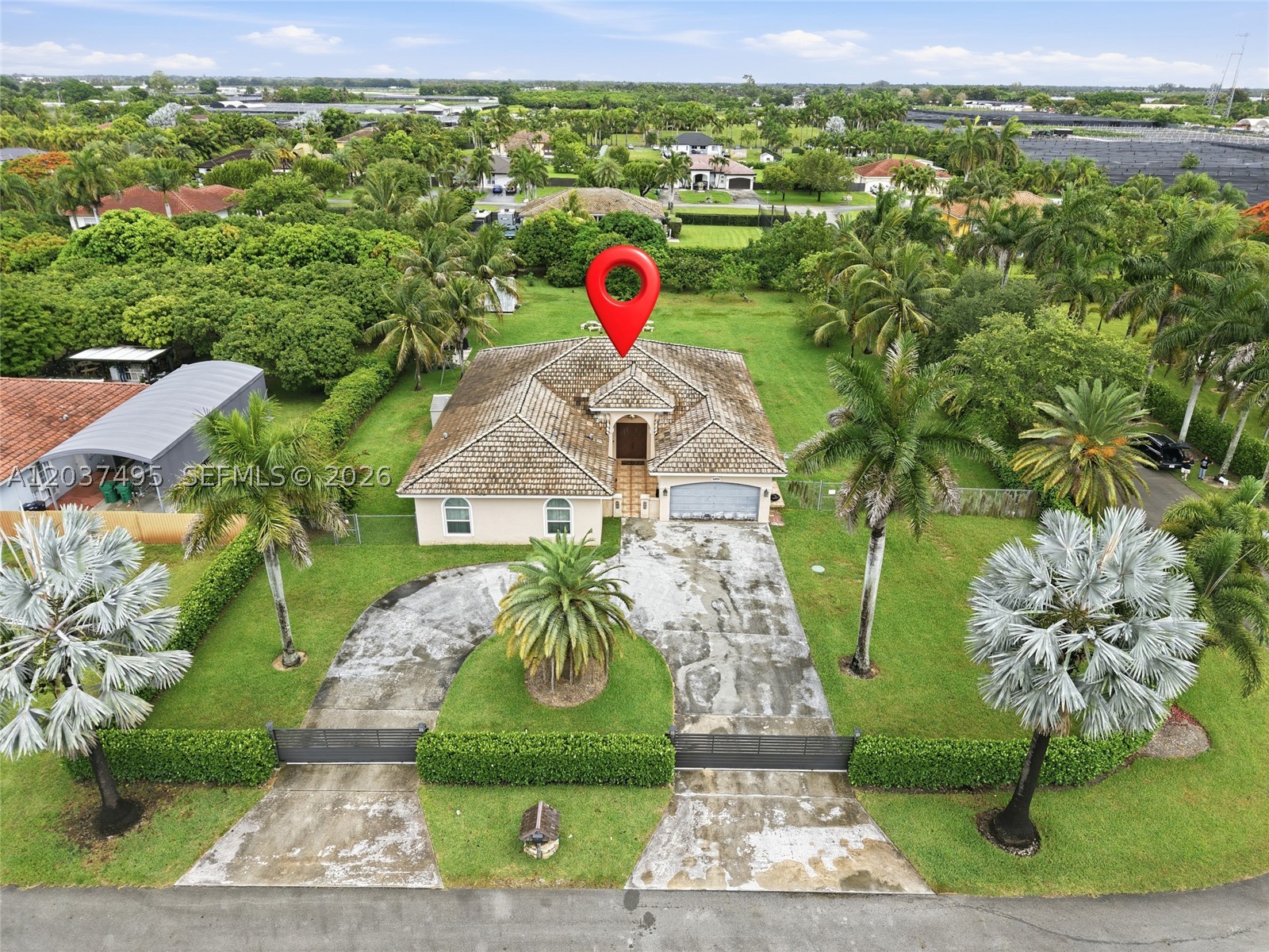 SOUTH KENDALL ESTATES - Residential