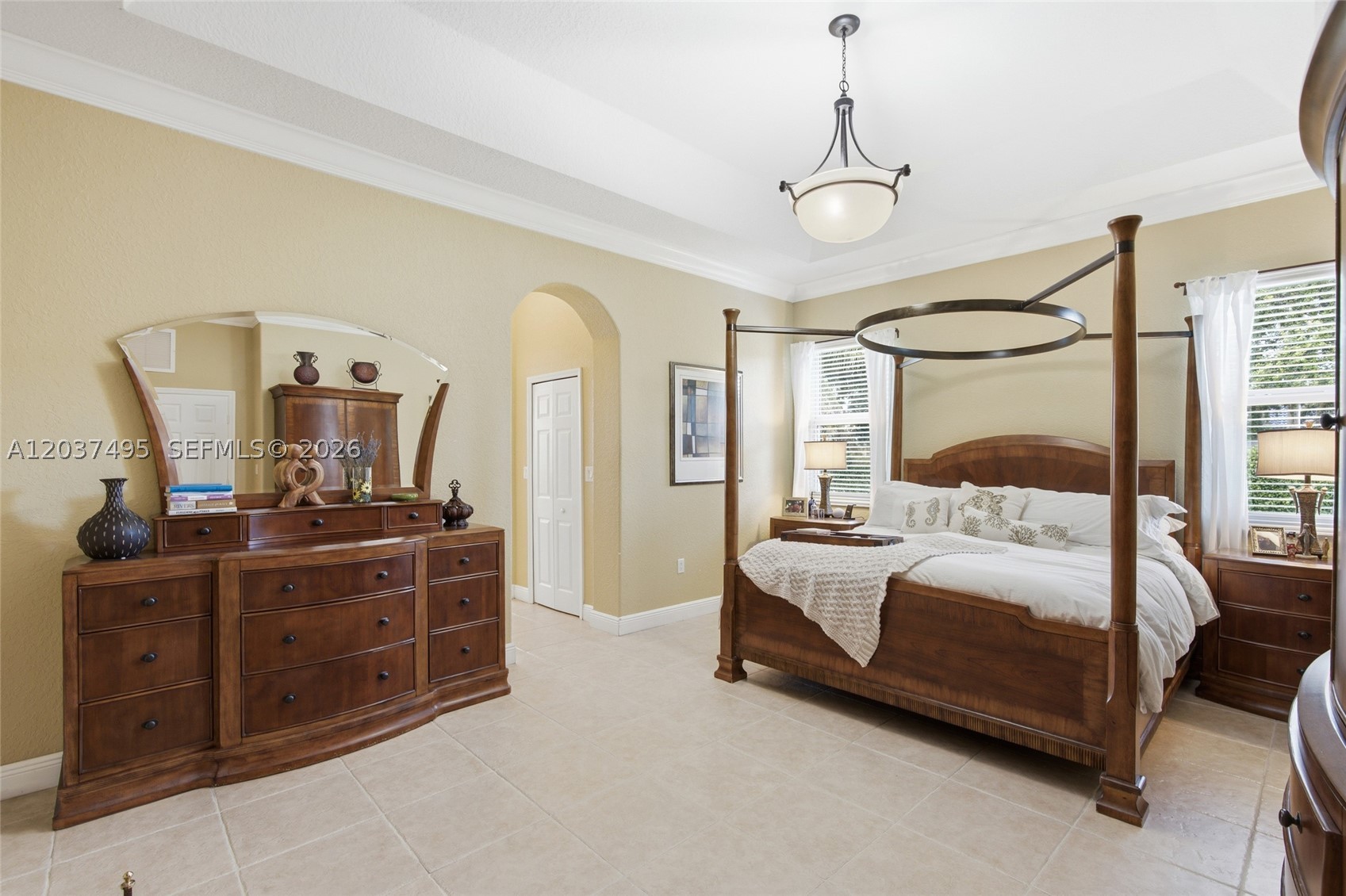 SOUTH KENDALL ESTATES - Residential