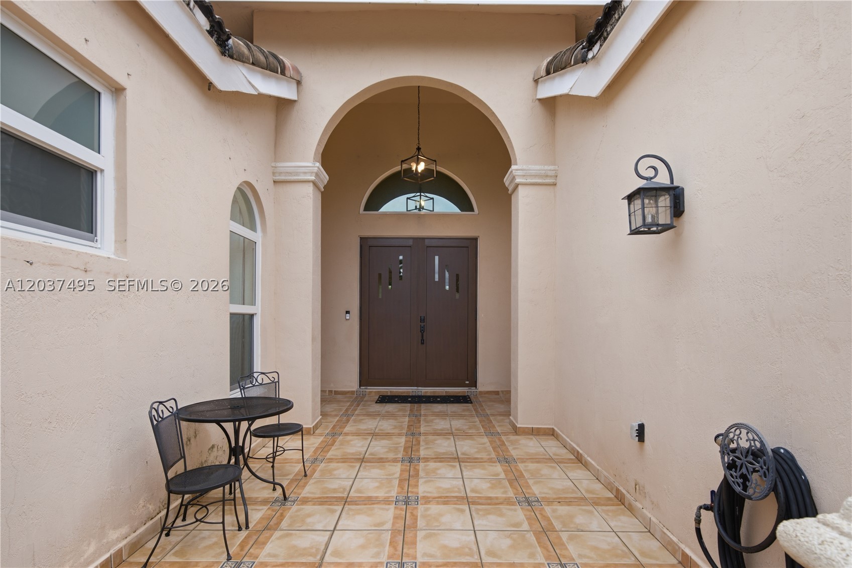 SOUTH KENDALL ESTATES - Residential