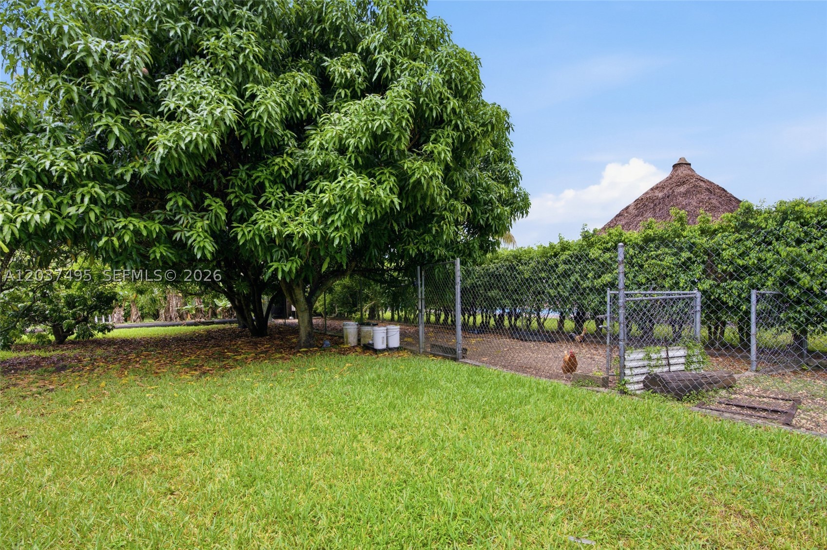 SOUTH KENDALL ESTATES - Residential