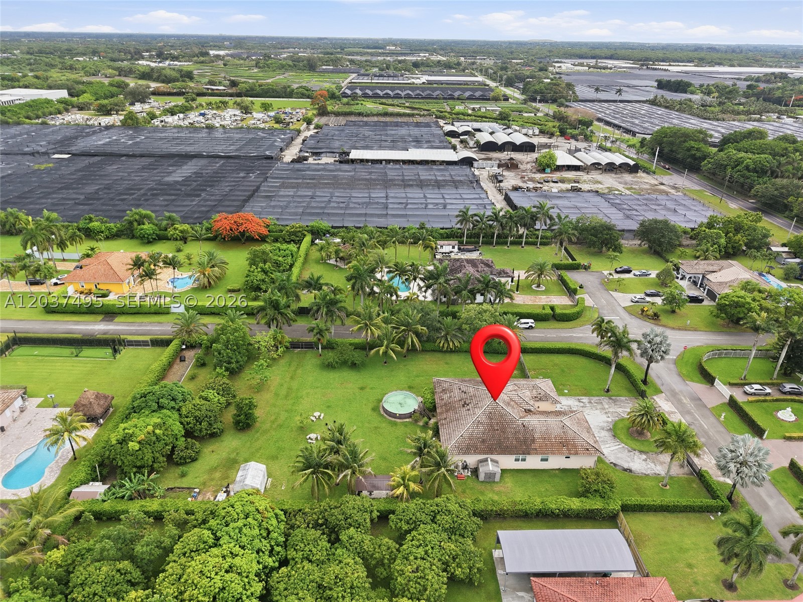 SOUTH KENDALL ESTATES - Residential