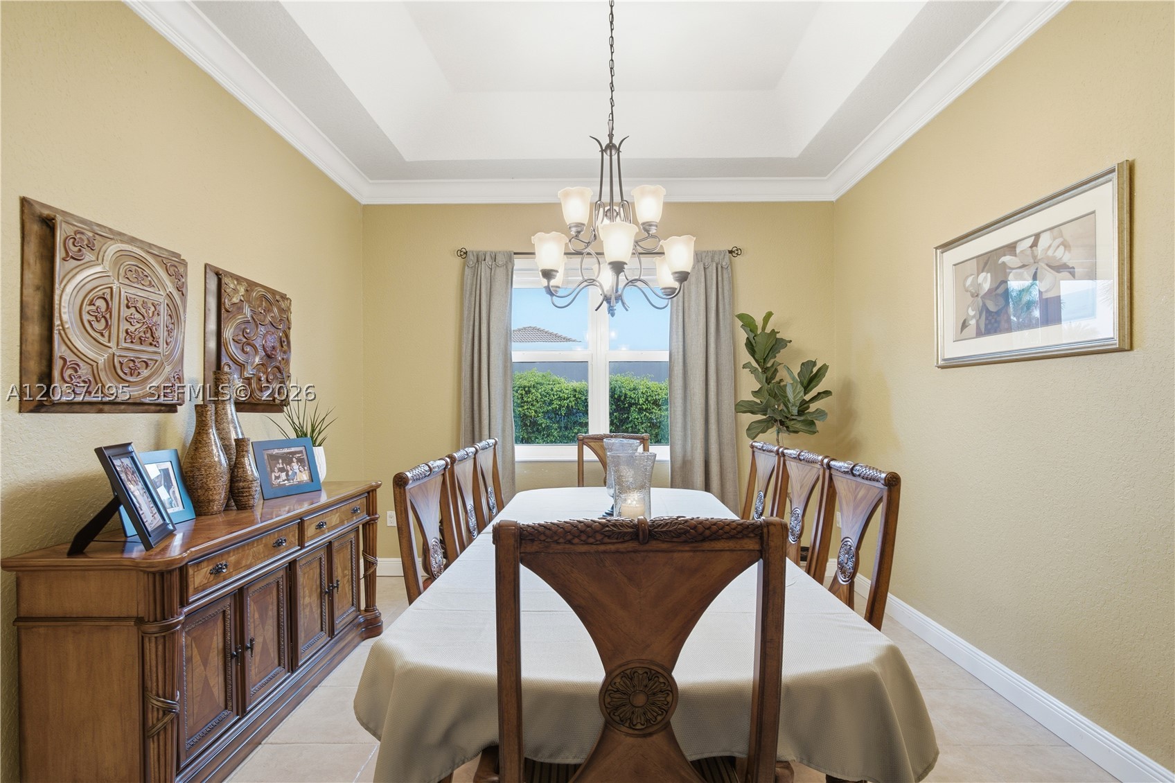 SOUTH KENDALL ESTATES - Residential