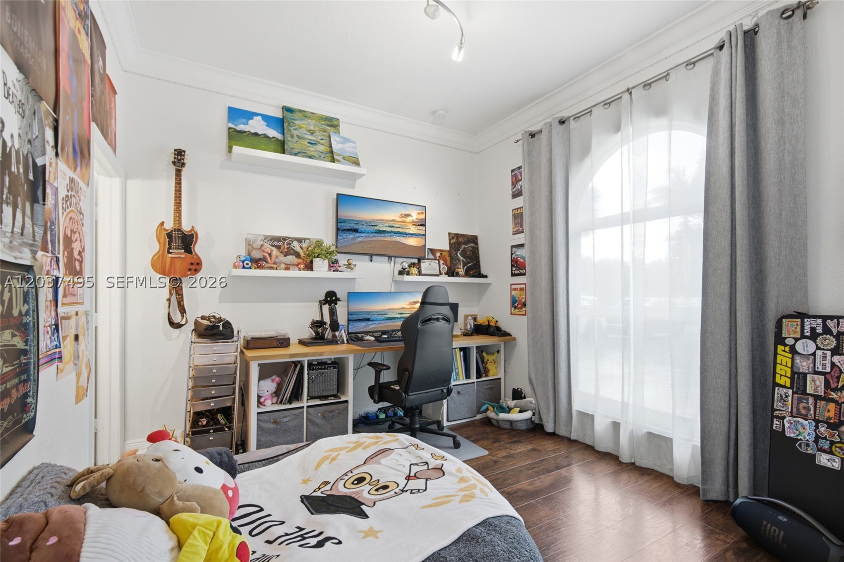 SOUTH KENDALL ESTATES - Residential