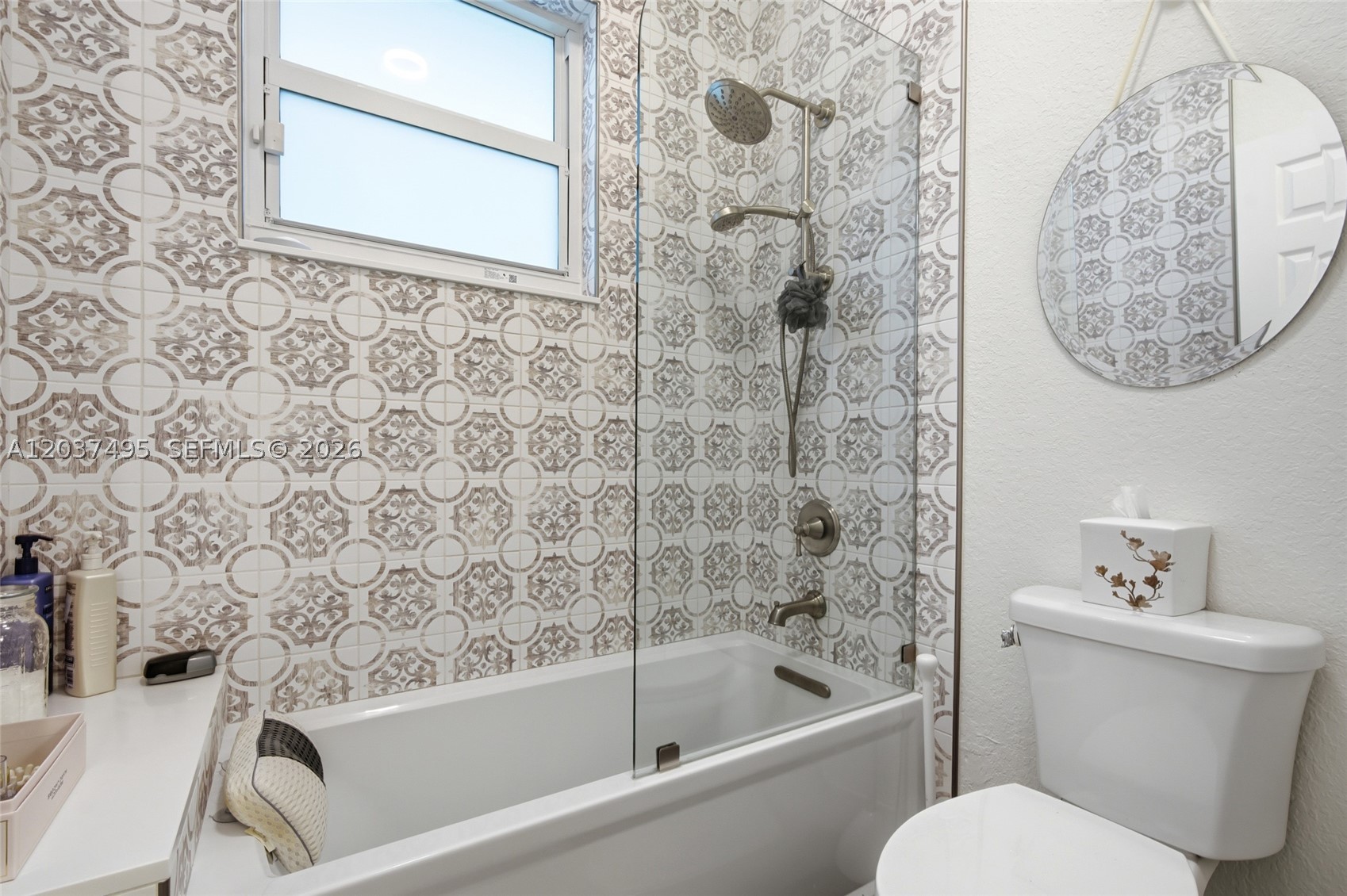 SOUTH KENDALL ESTATES - Residential