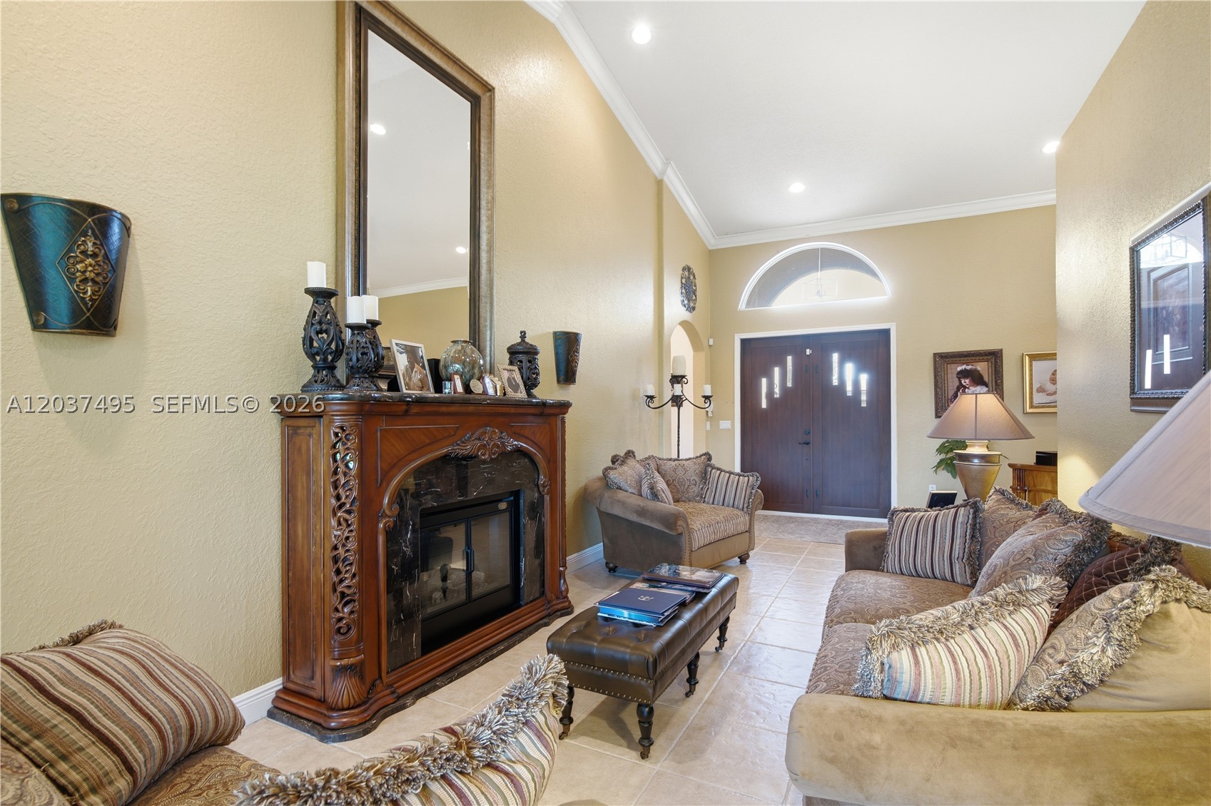 SOUTH KENDALL ESTATES - Residential