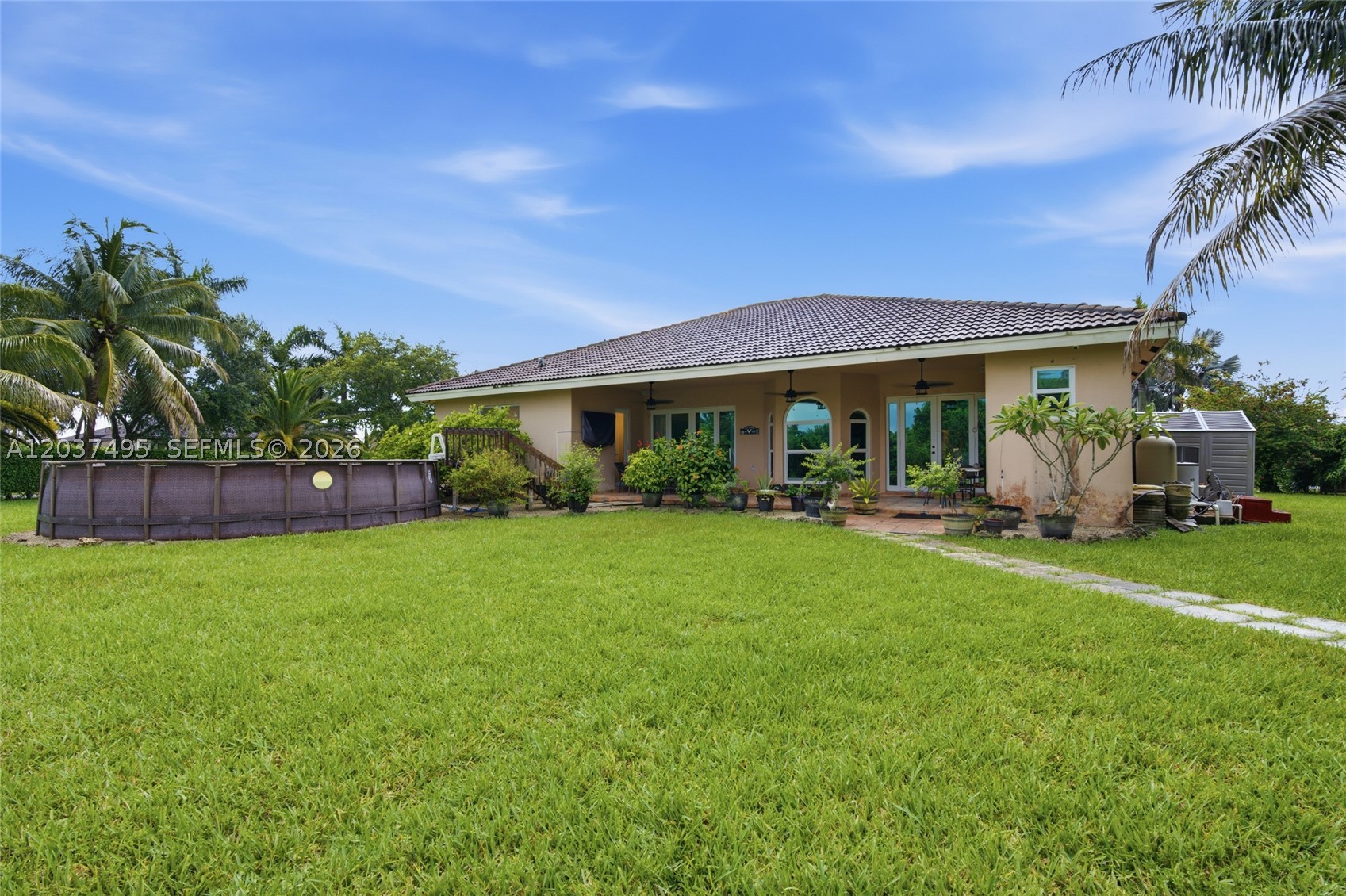 SOUTH KENDALL ESTATES - Residential