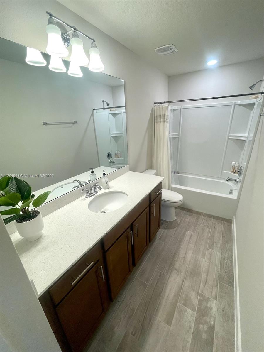 2840 - Residential Lease