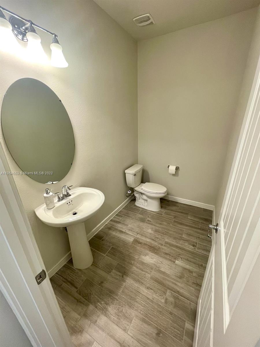 2840 - Residential Lease