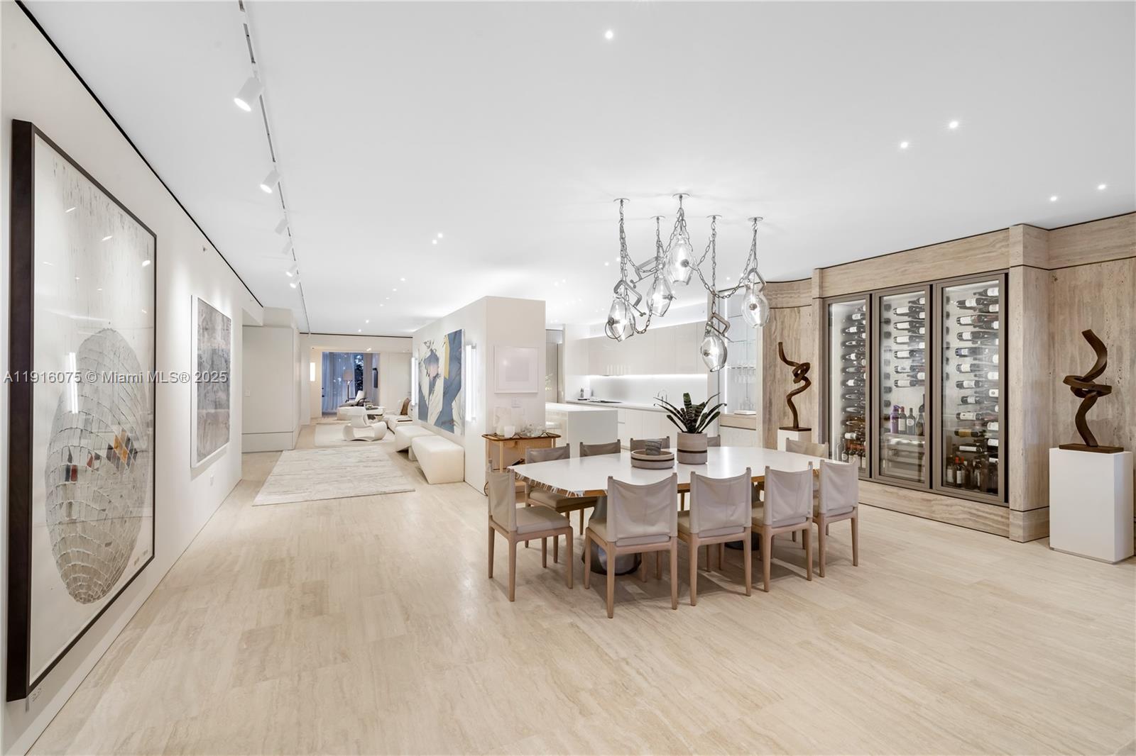SURF CLUB CONDO - Residential