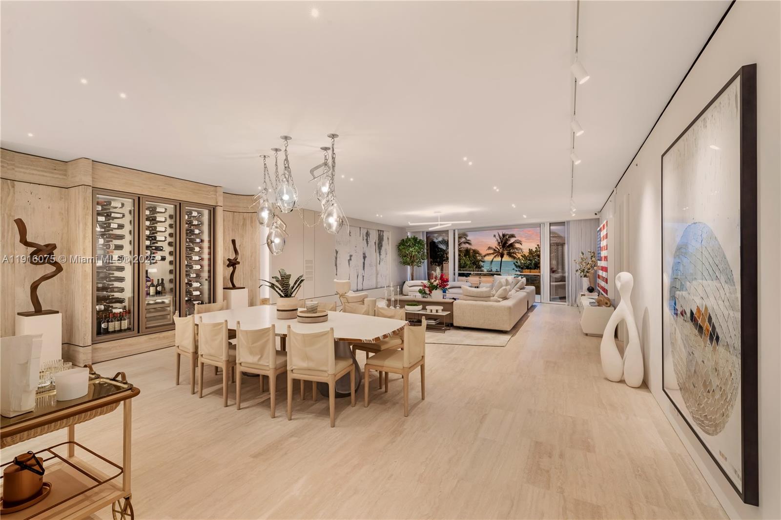 SURF CLUB CONDO - Residential