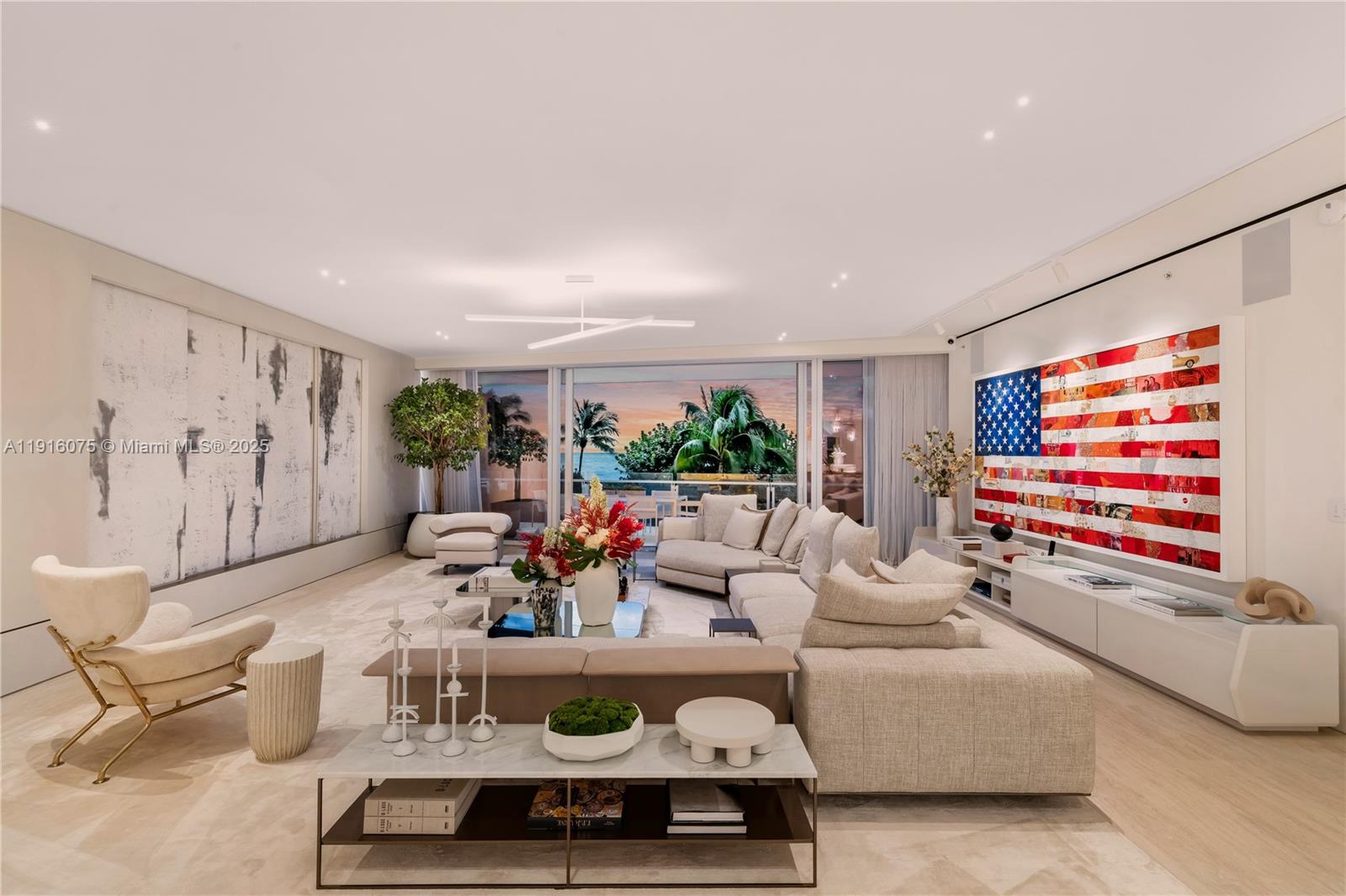 SURF CLUB CONDO - Residential