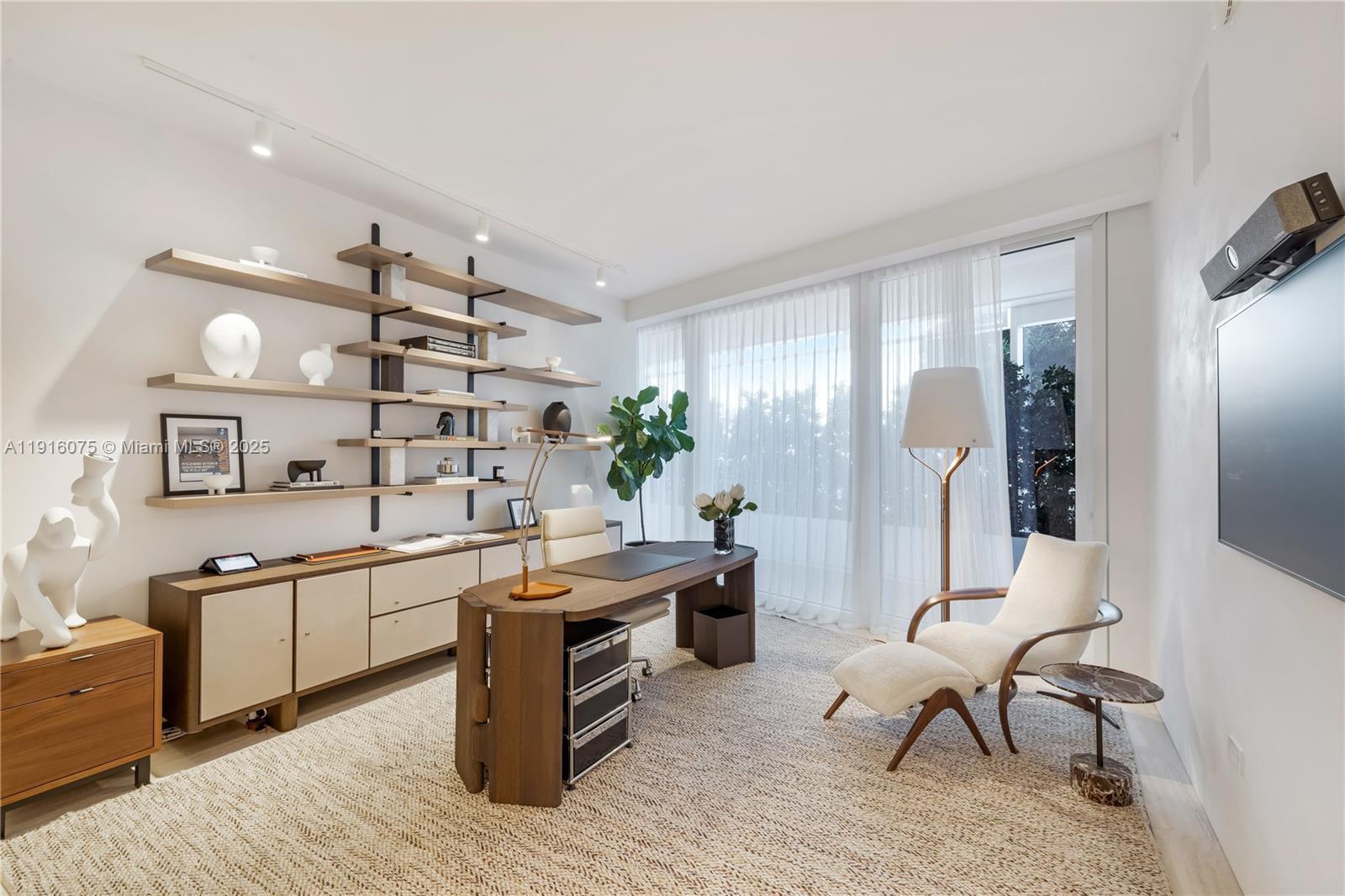 SURF CLUB CONDO - Residential