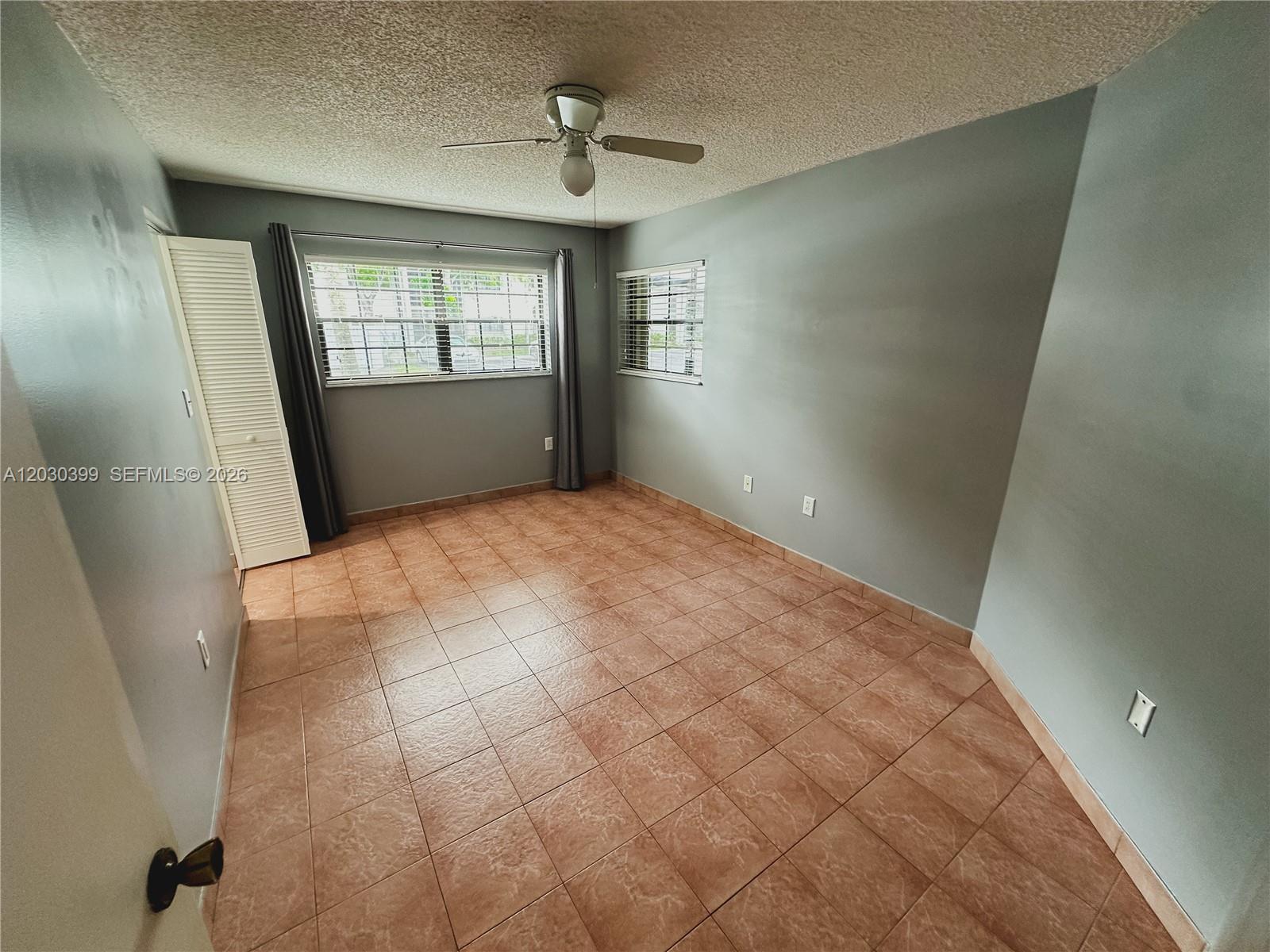 CARMEL CALIFORNIA CLUB CO - Residential Lease