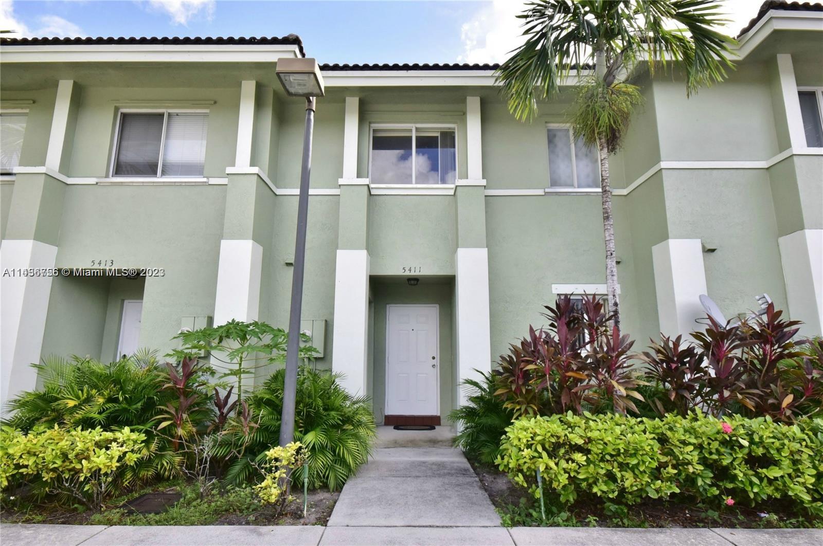 HOLLYWOOD RIDGE FARMS 2-1 - Residential Lease