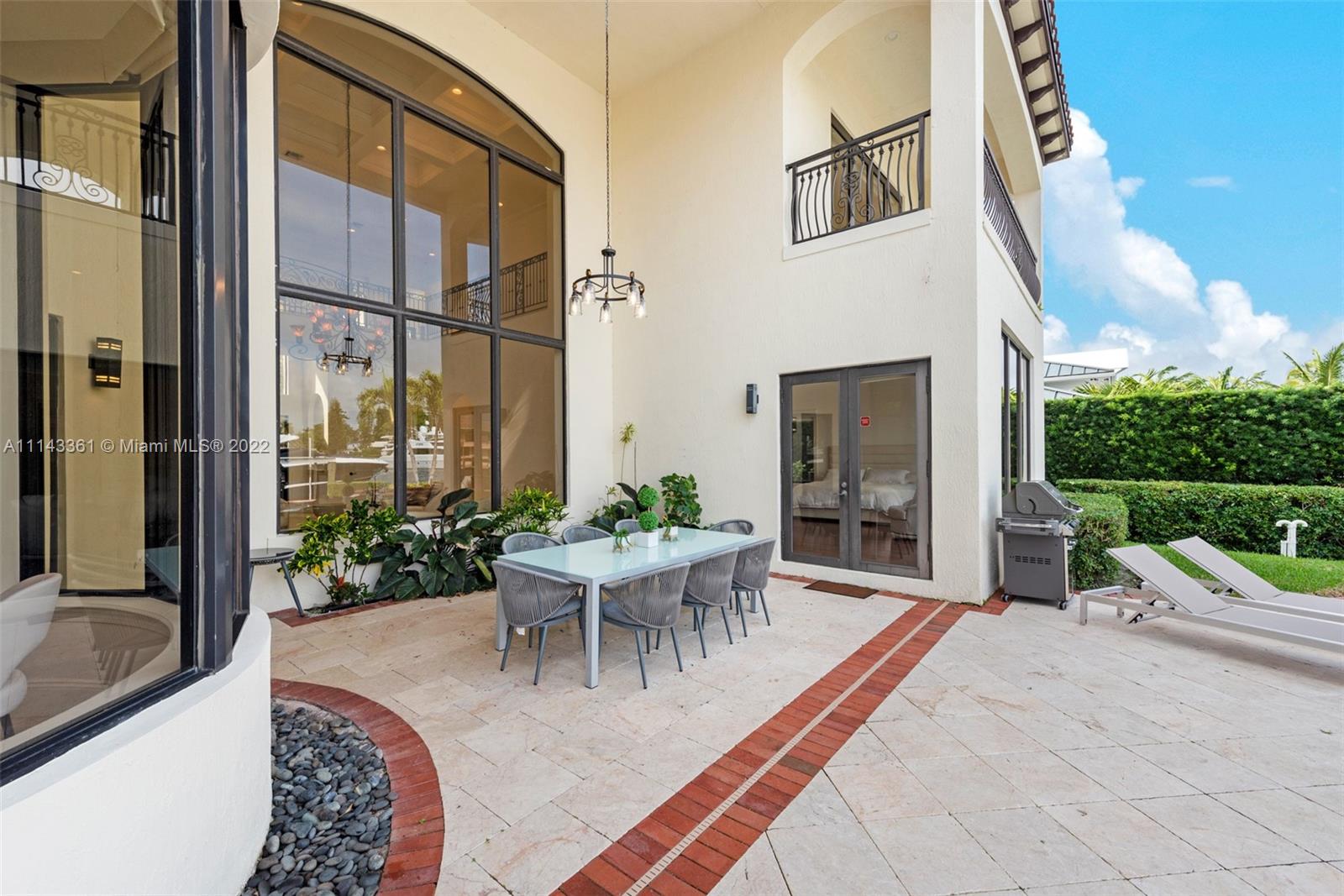 GOLDEN ISLES - Residential