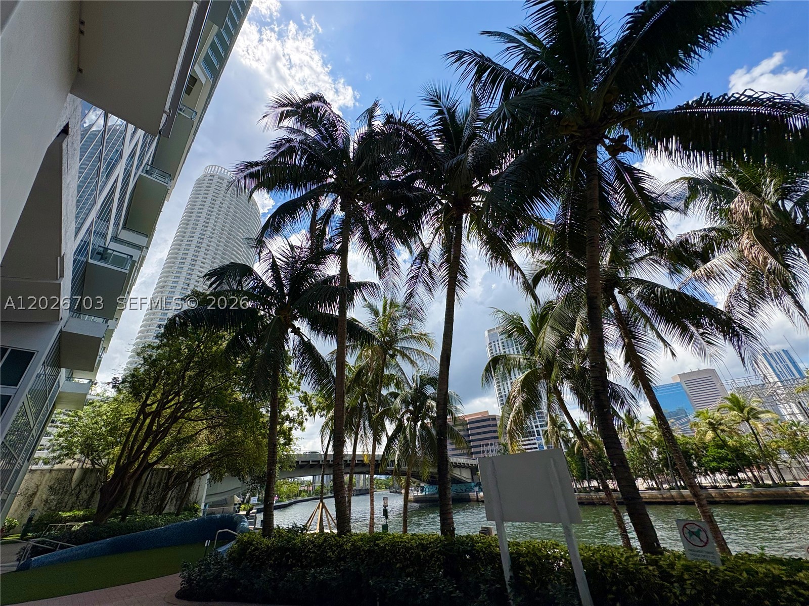 LATITUDE ON THE RIVER - Residential Lease