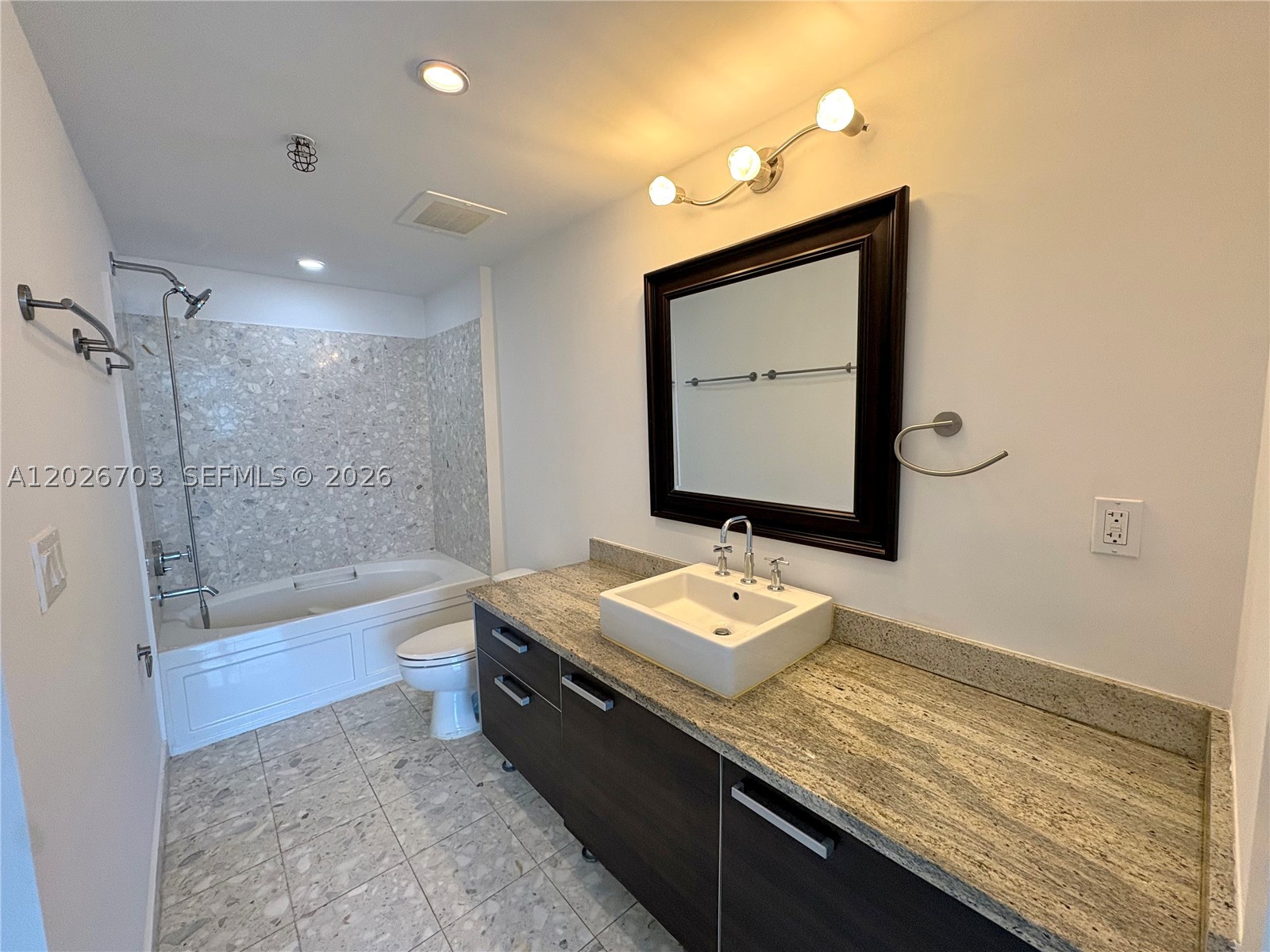 LATITUDE ON THE RIVER - Residential Lease