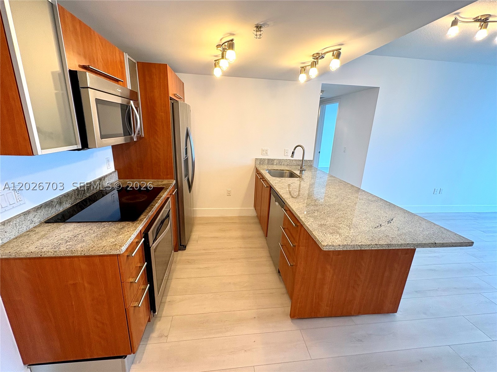 LATITUDE ON THE RIVER - Residential Lease