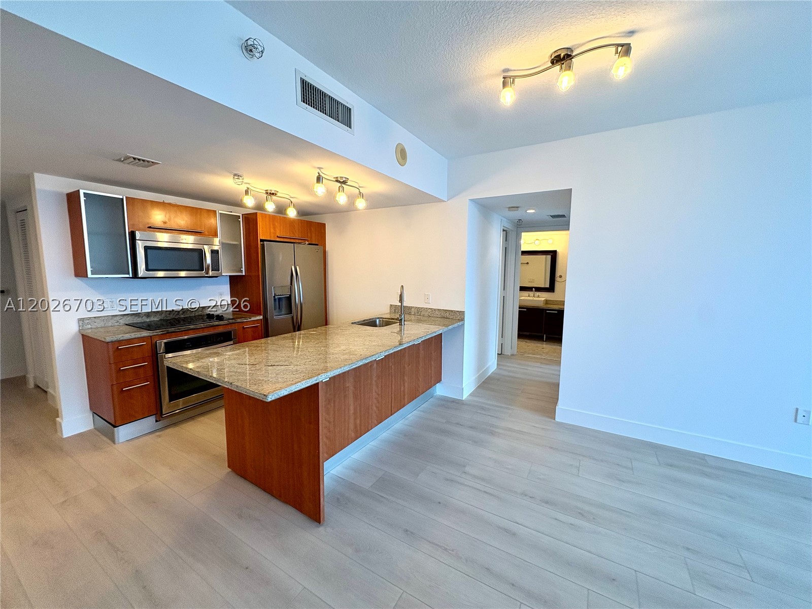 LATITUDE ON THE RIVER - Residential Lease