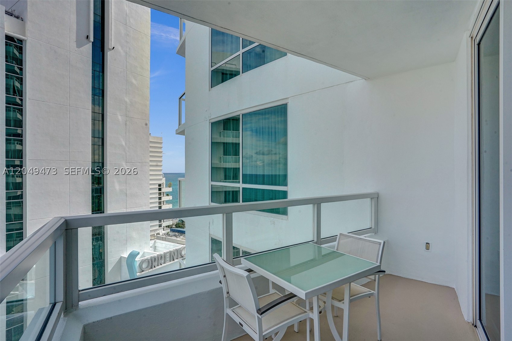 FONTAINEBLEAU II CONDO - Residential Lease