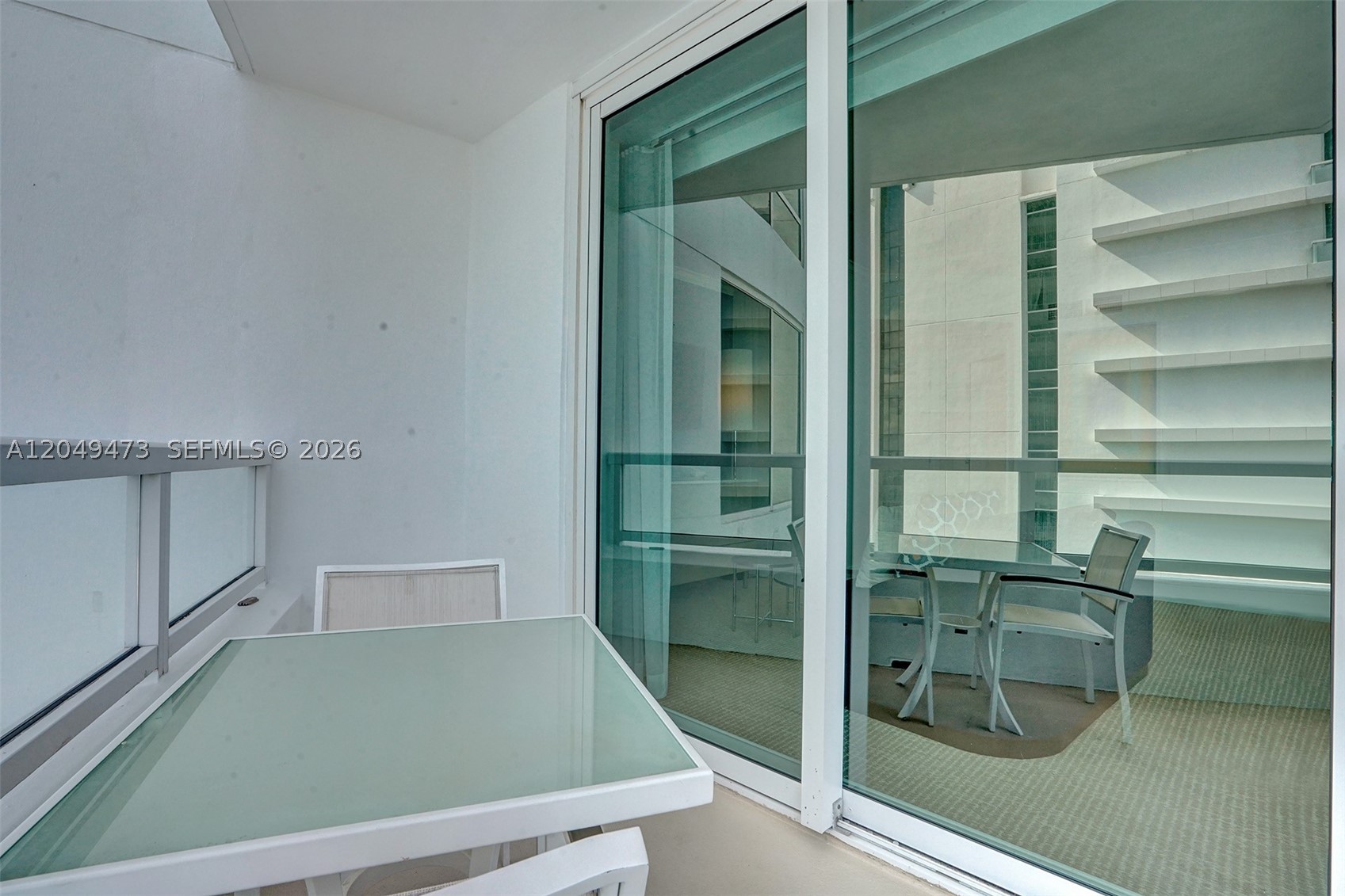 FONTAINEBLEAU II CONDO - Residential Lease