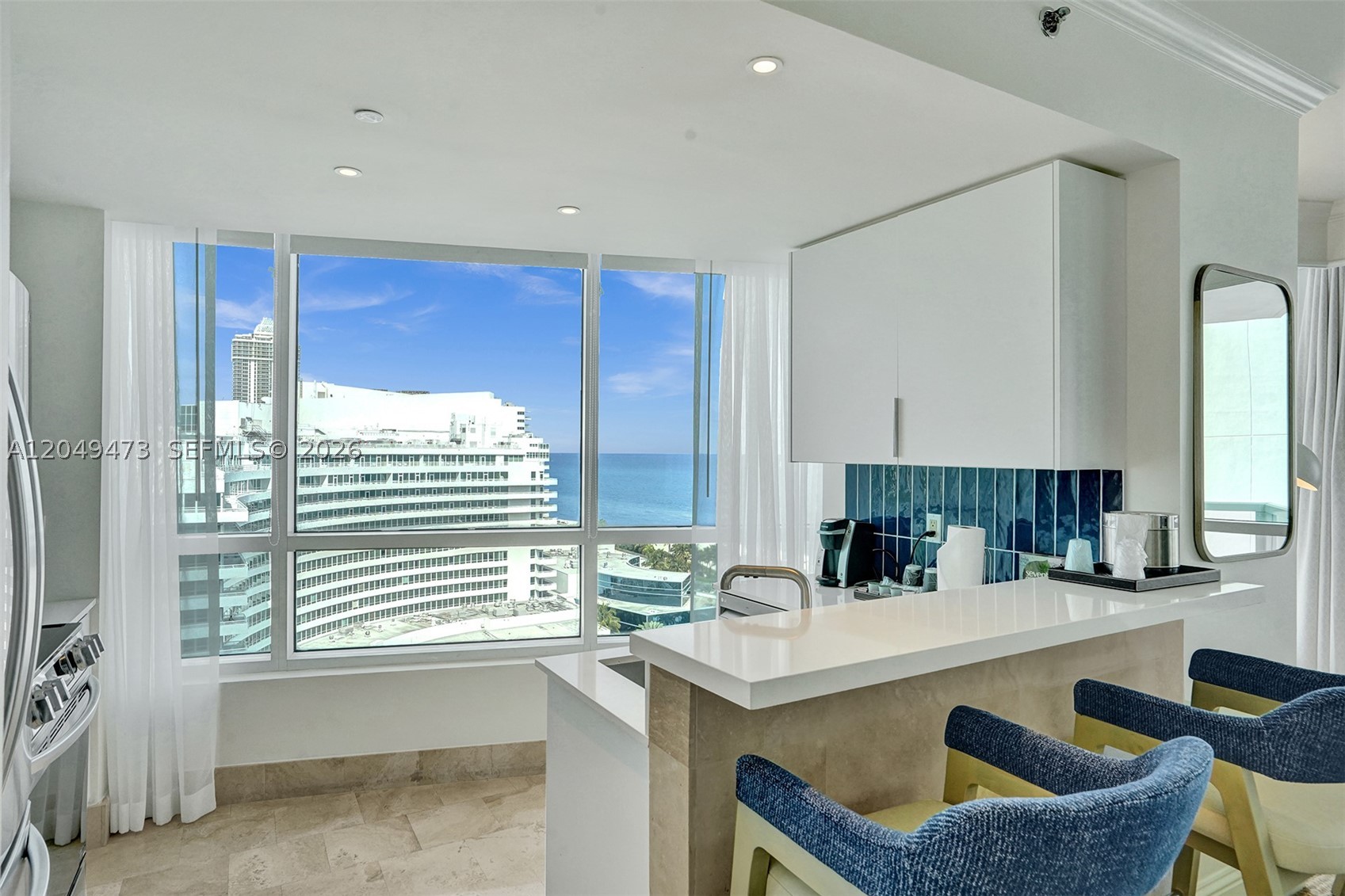 FONTAINEBLEAU II CONDO - Residential Lease