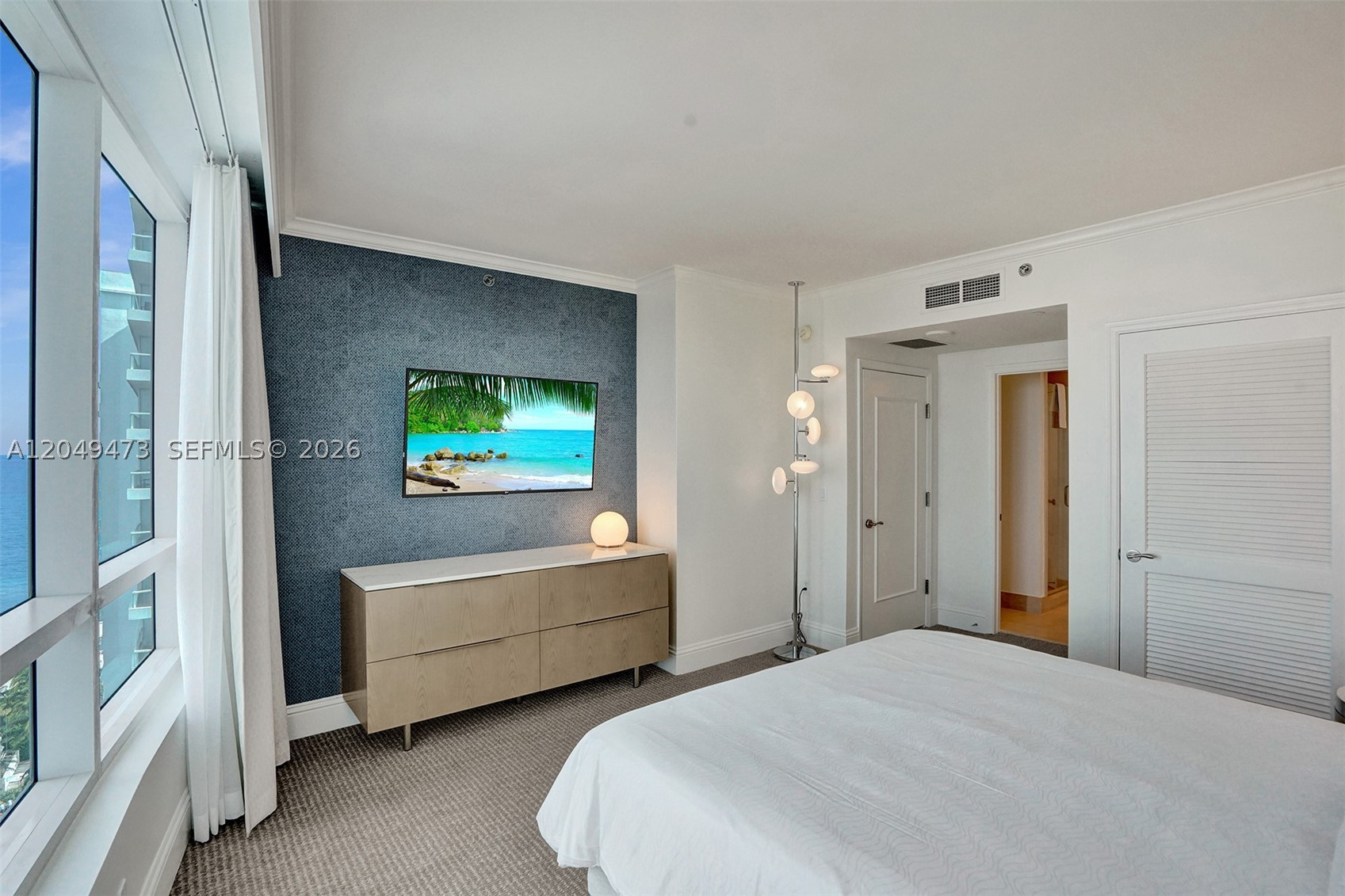 FONTAINEBLEAU II CONDO - Residential Lease